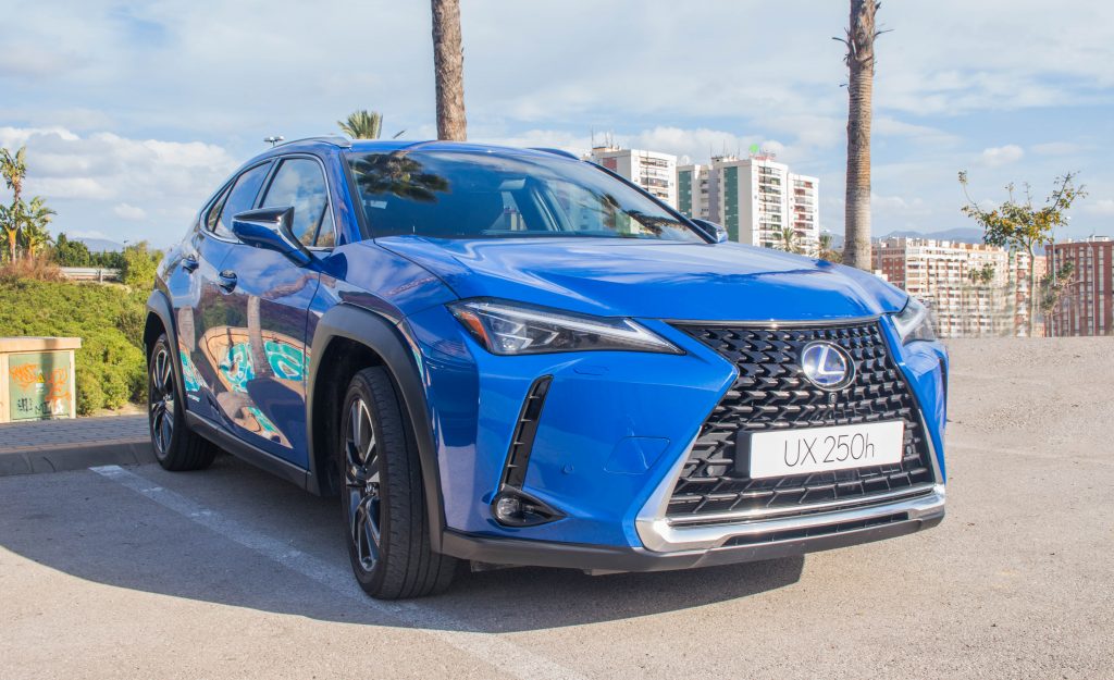 , Lexus UX250h: lujo japonés para el SUV Compacto