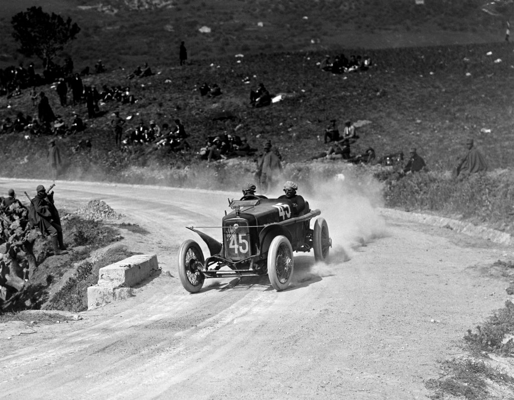 , Alfa Romeo : El nombre de un mito